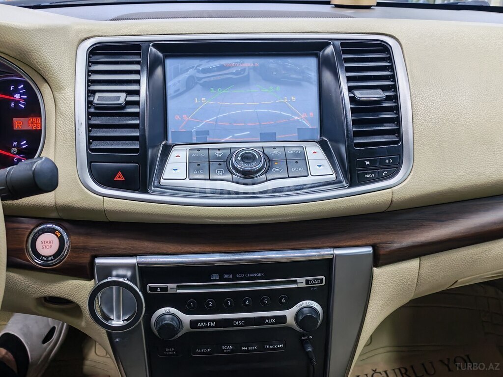 Nissan Teana