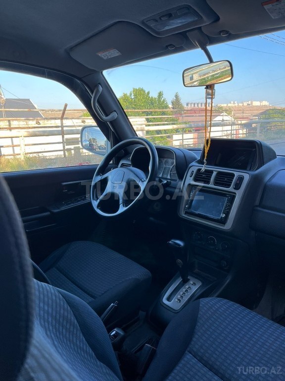 Mitsubishi Pajero io