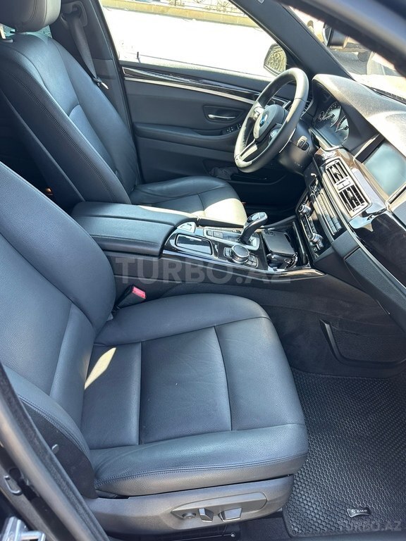 BMW 528