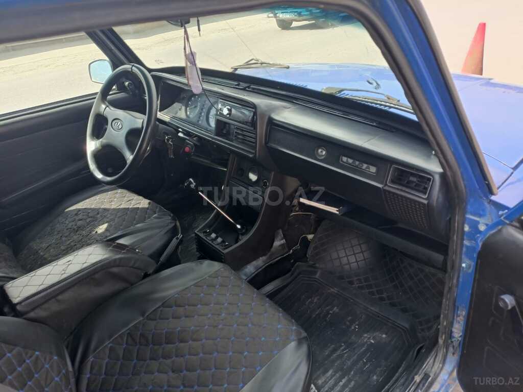 LADA (VAZ) 2107
