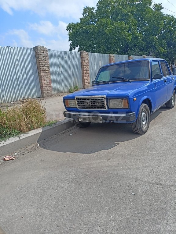 LADA (VAZ) 2107