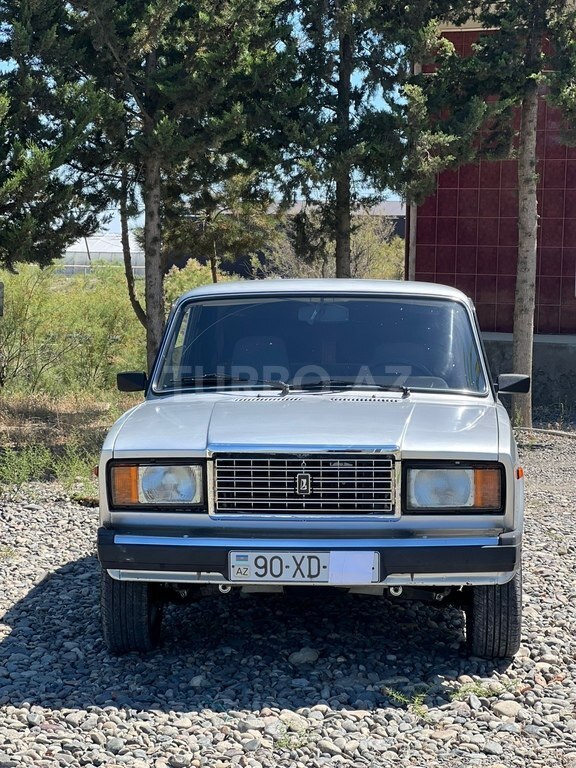 LADA (VAZ) 2107