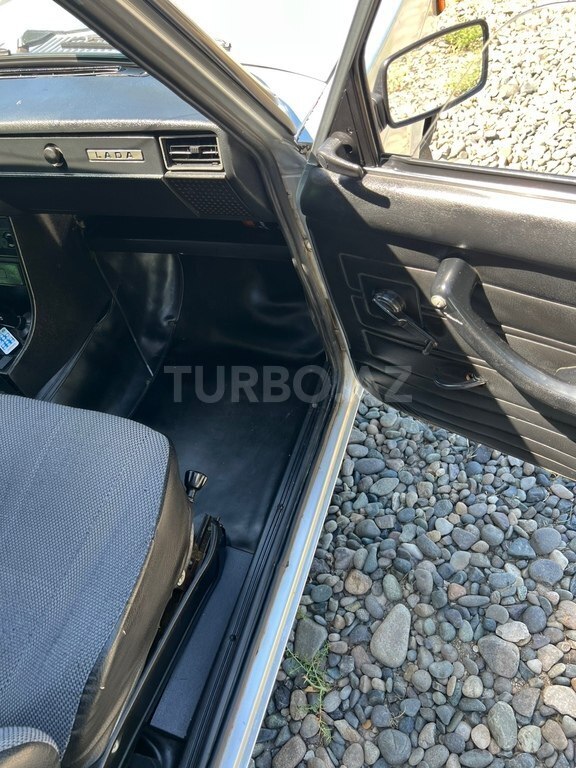 LADA (VAZ) 2107