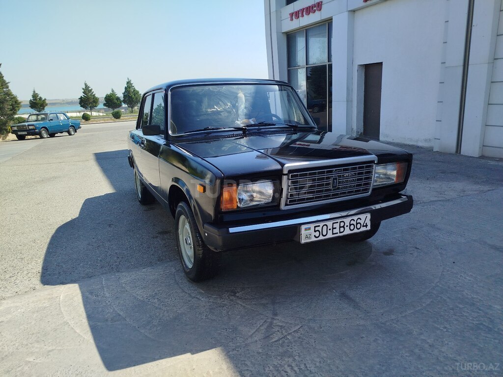 LADA (VAZ) 2107