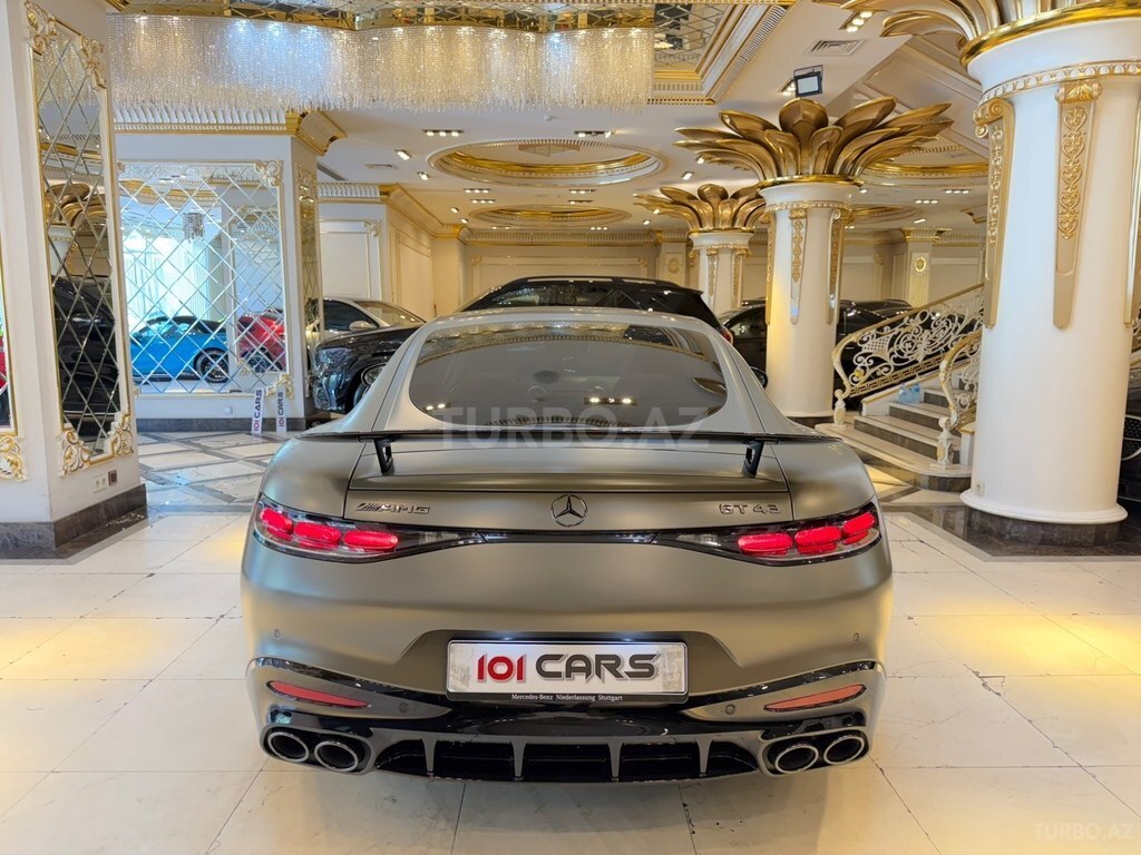 Mercedes AMG GT 43