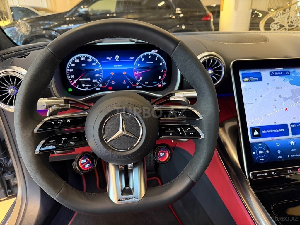 Mercedes AMG GT 43