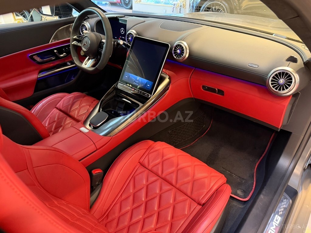 Mercedes AMG GT 43