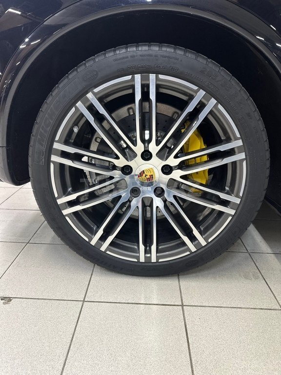 Porsche Cayenne Turbo S