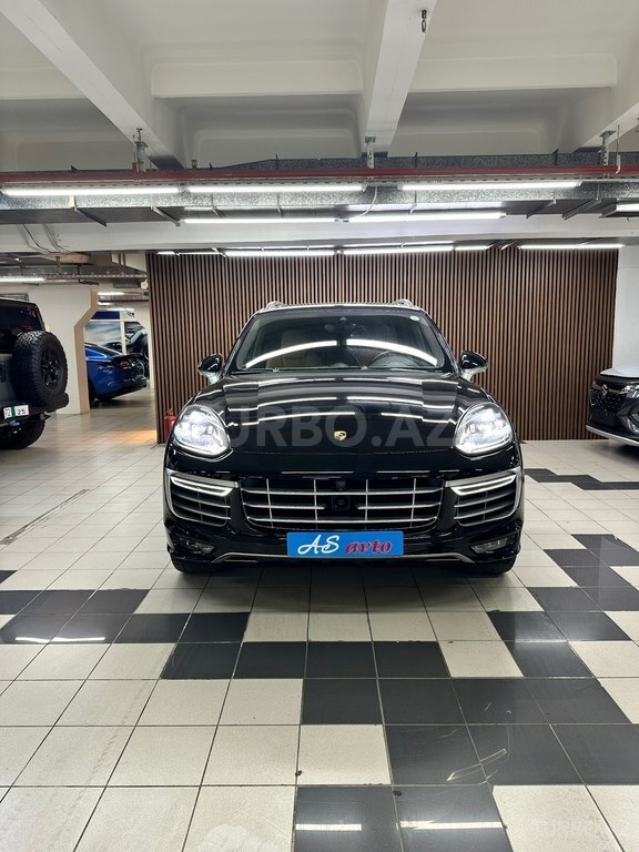 Porsche Cayenne Turbo S