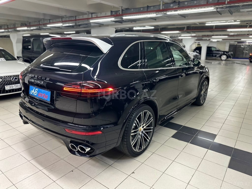 Porsche Cayenne Turbo S
