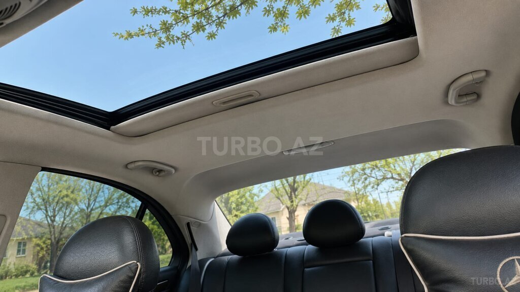 Mercedes C 230