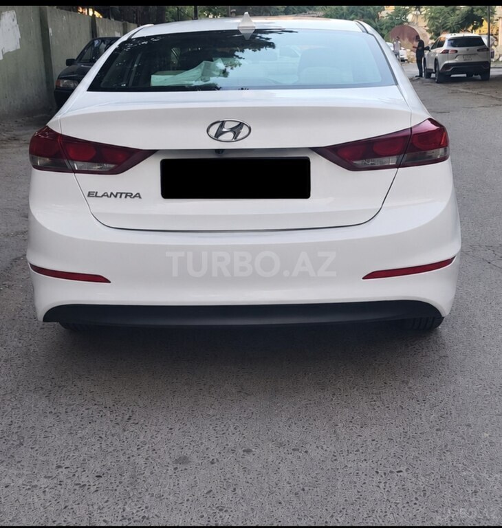 Hyundai Elantra