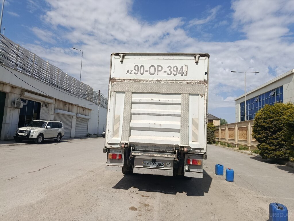 Mercedes Atego 1218