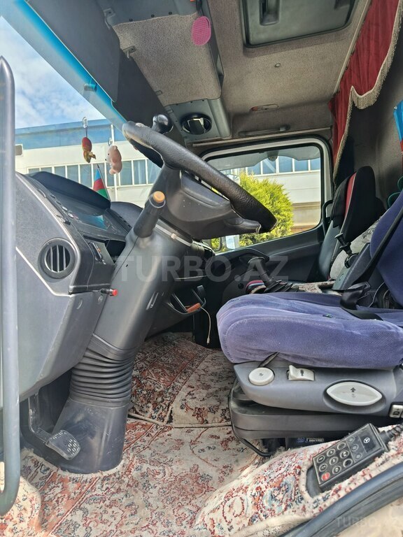 Mercedes Atego 1218