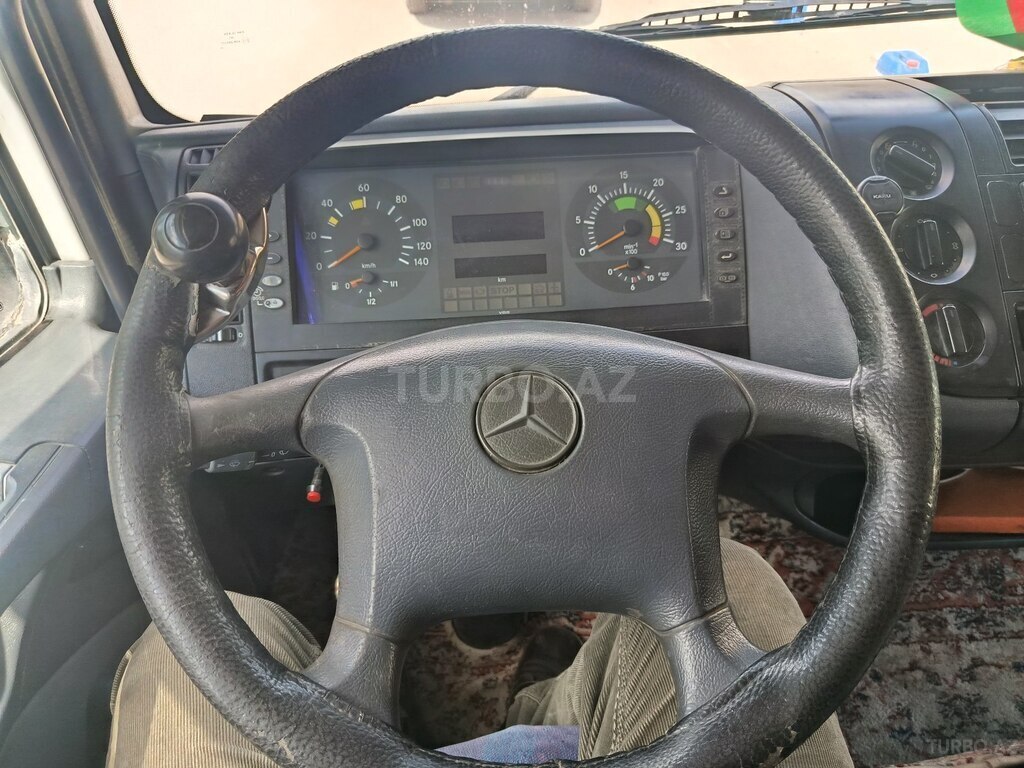 Mercedes Atego 1218