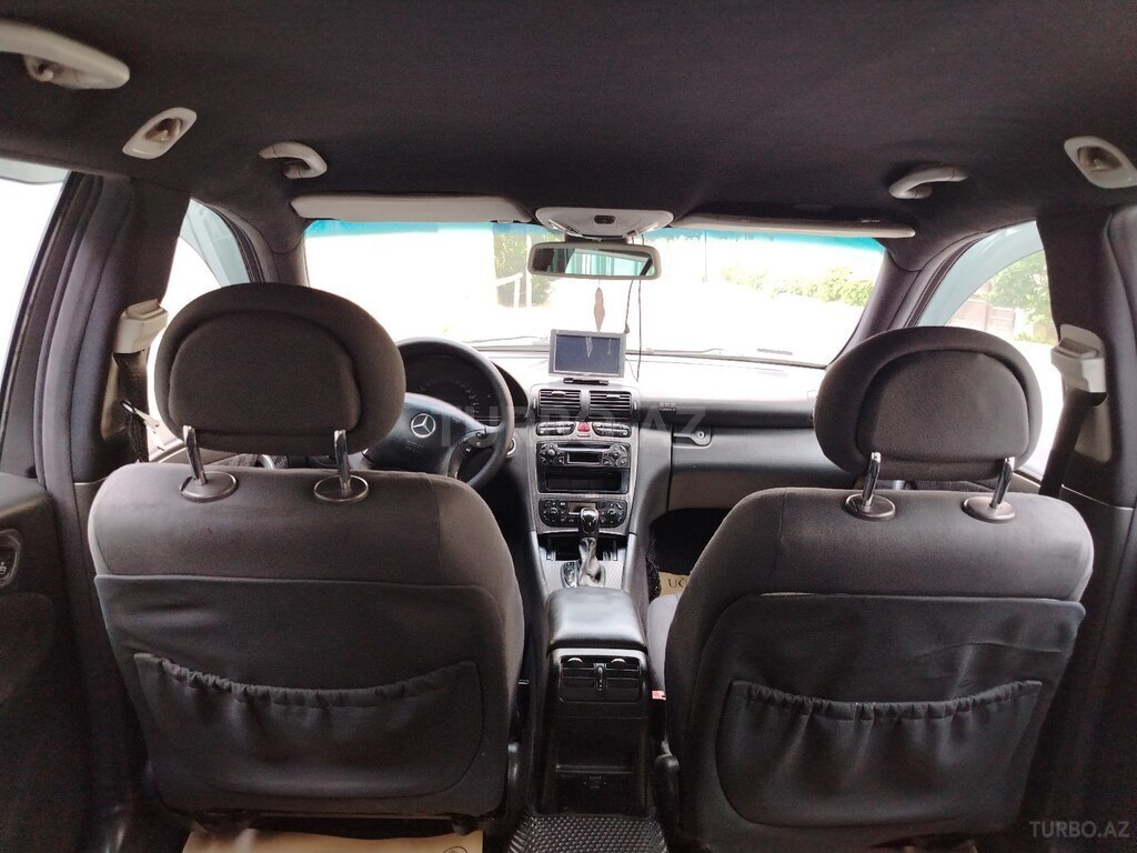 Mercedes C 220