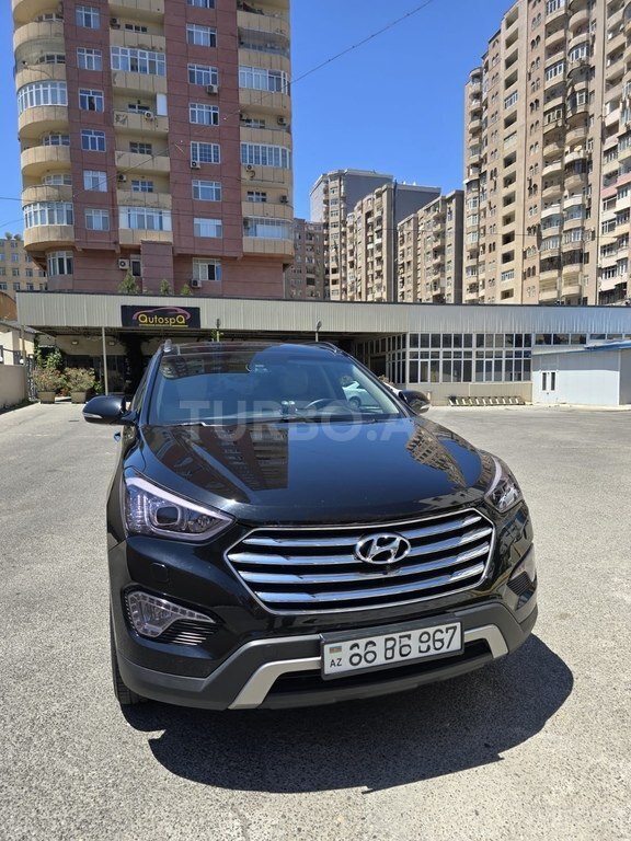 Hyundai Grand Santa Fe