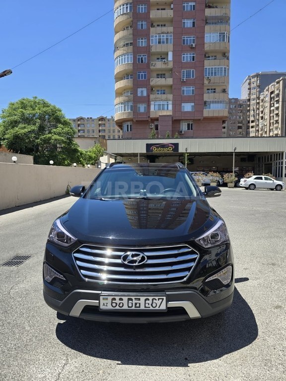 Hyundai Grand Santa Fe
