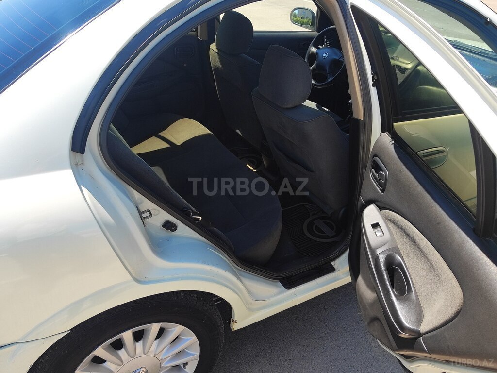 Nissan Sunny