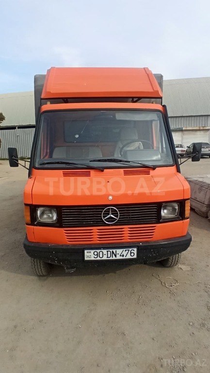 Mercedes 410 D