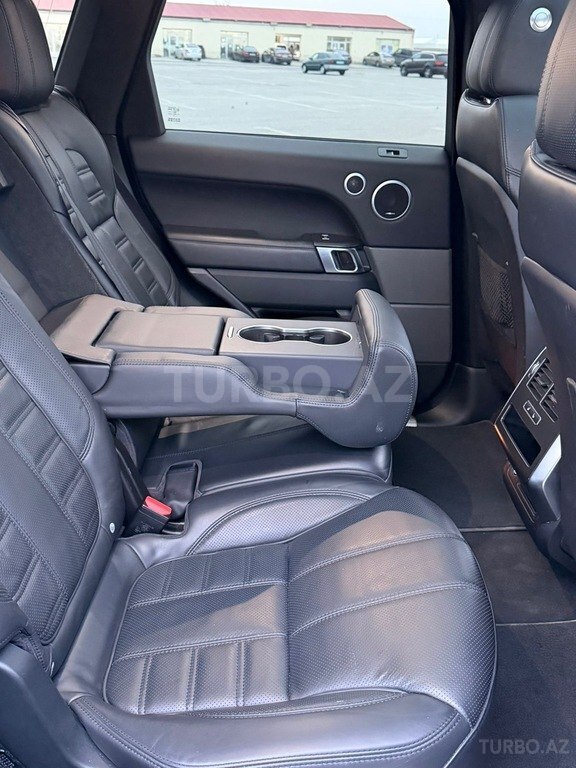 Land Rover RR Sport