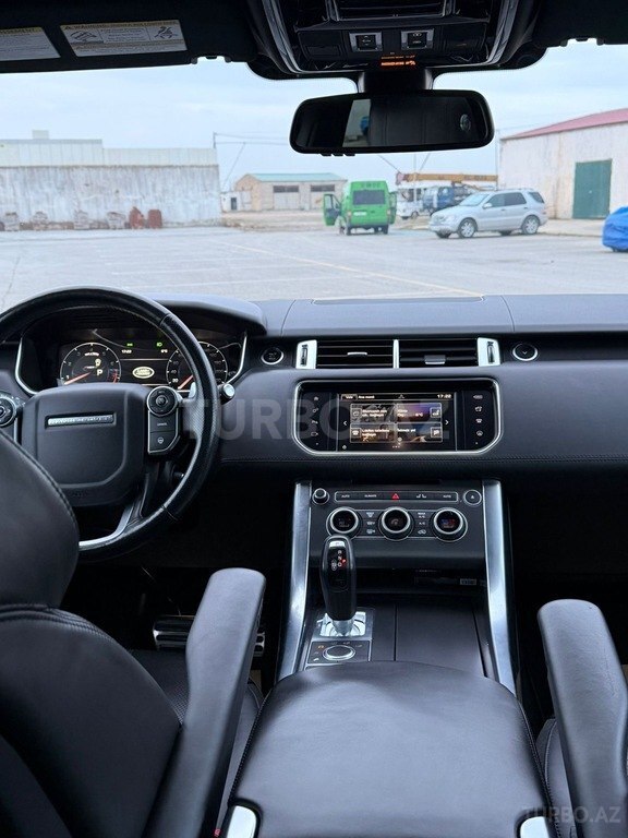 Land Rover RR Sport