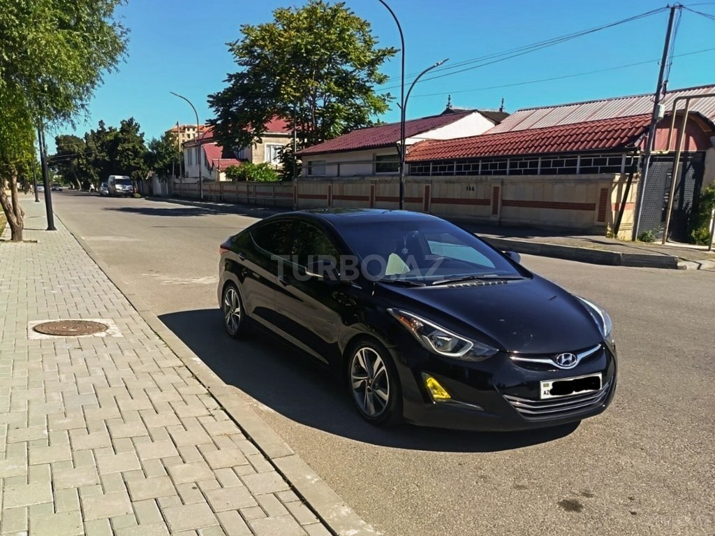 Hyundai Elantra