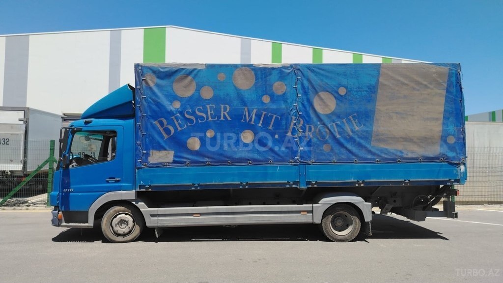 Mercedes Atego 818