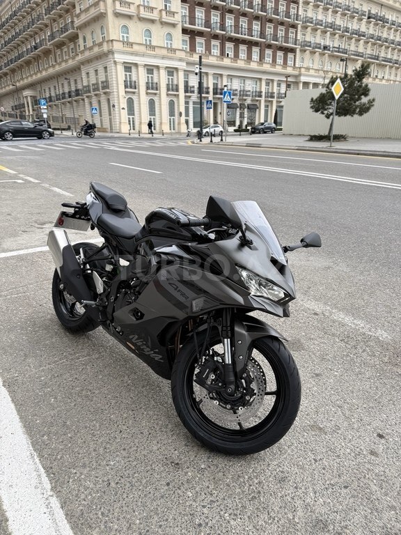 Kawasaki ZXR 400