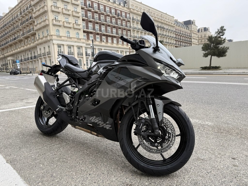 Kawasaki ZXR 400