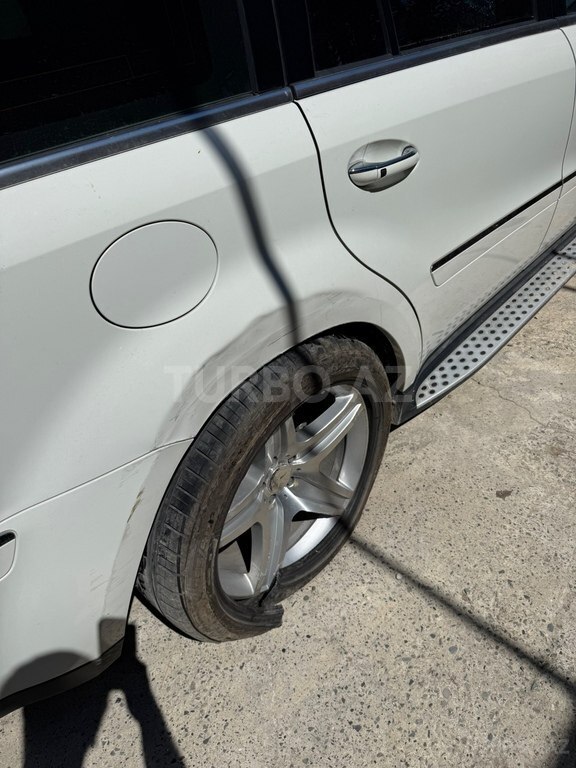 Mercedes GL 550 4MATIC