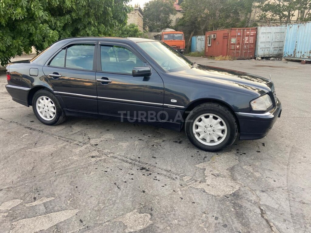 Mercedes C 220