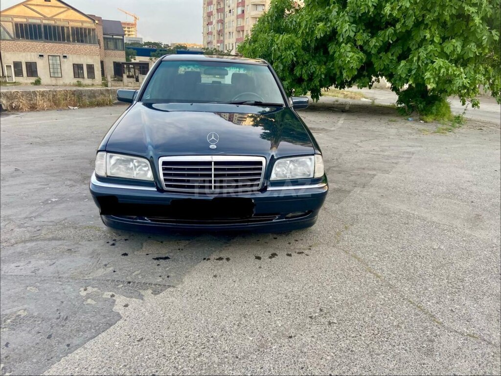 Mercedes C 220