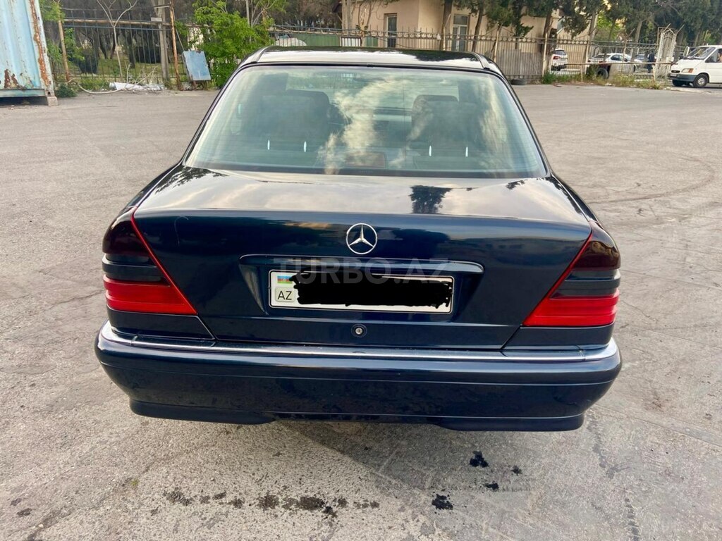 Mercedes C 220