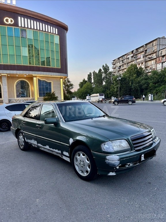 Mercedes C 220