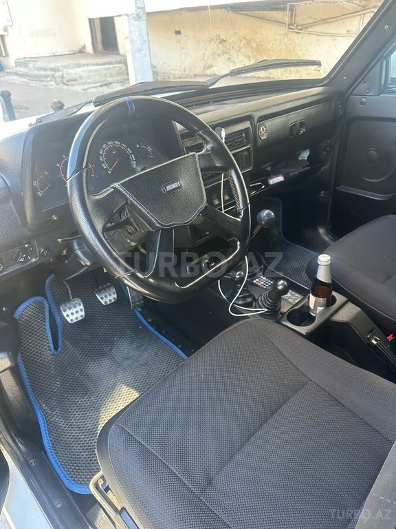 LADA (VAZ) Niva