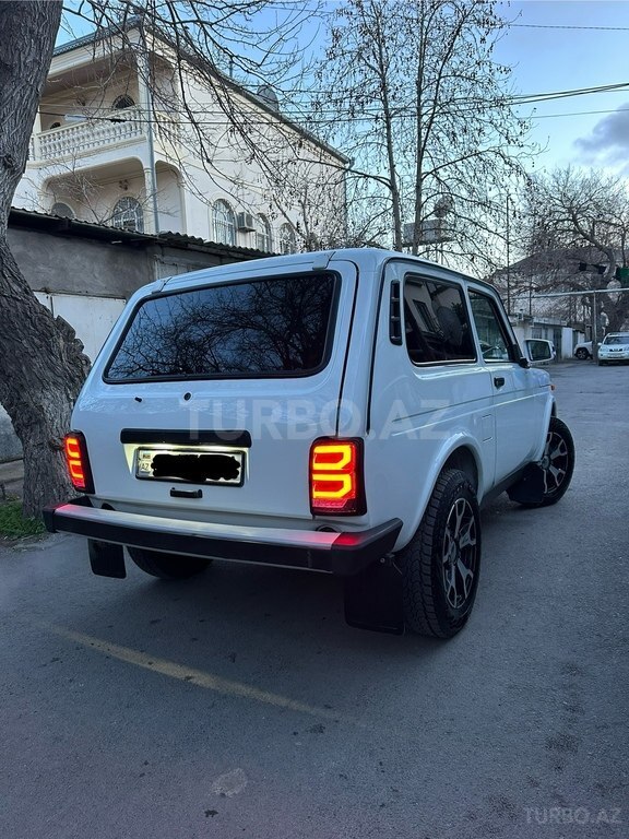 LADA (VAZ) Niva