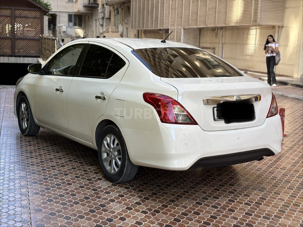 Nissan Sunny