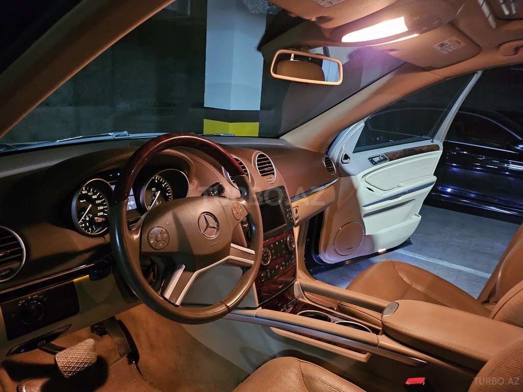 Mercedes GL 550 4MATIC