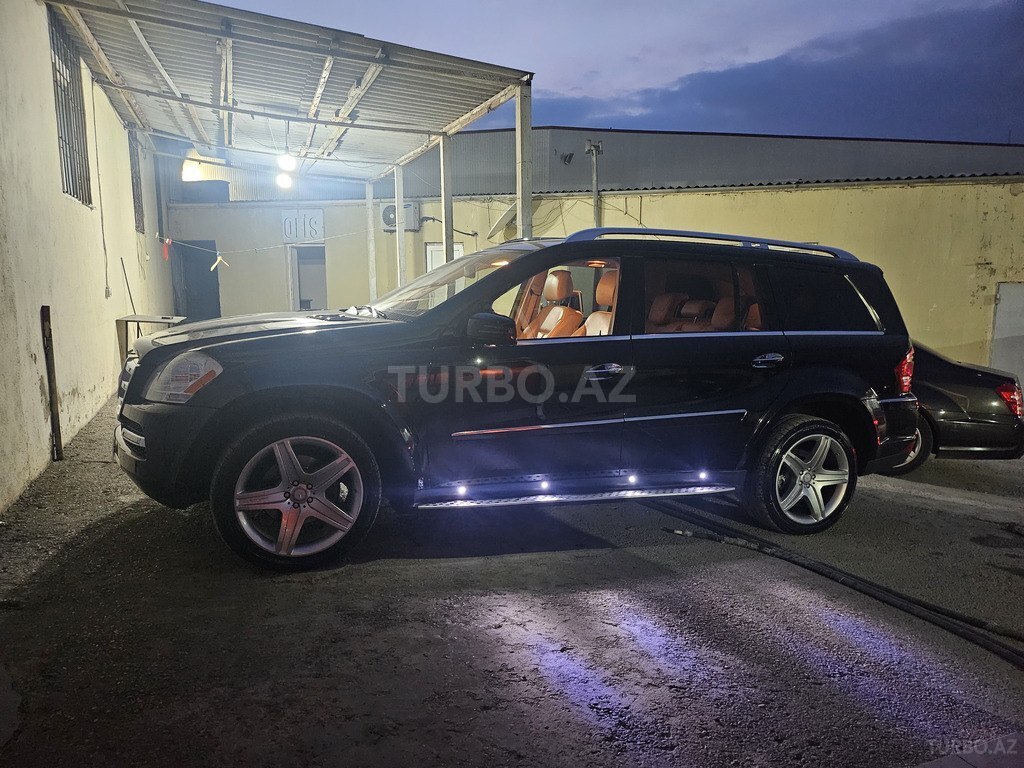 Mercedes GL 550 4MATIC