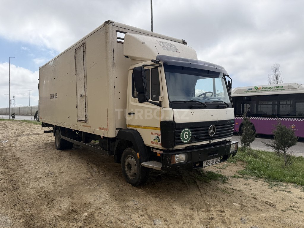 Mercedes Atego 814