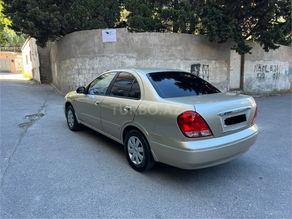 Nissan Sunny