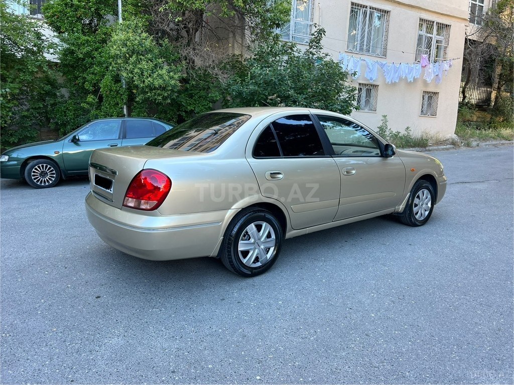 Nissan Sunny