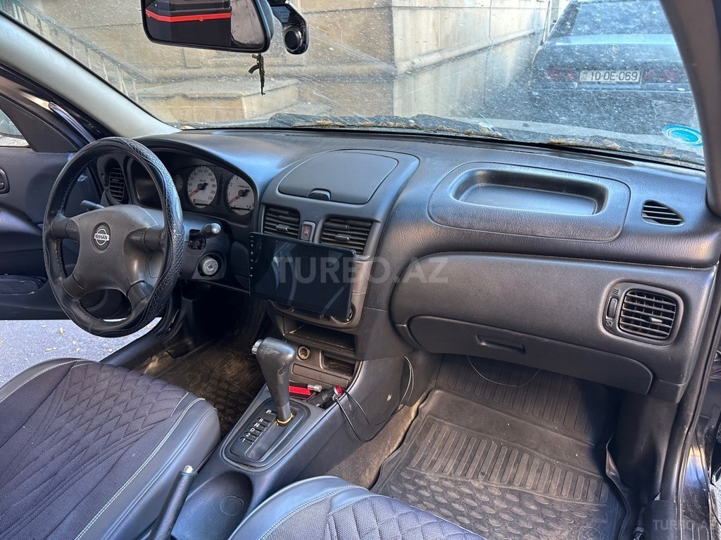 Nissan Sunny