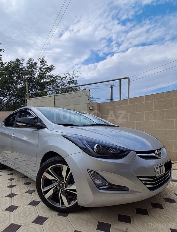 Hyundai Elantra