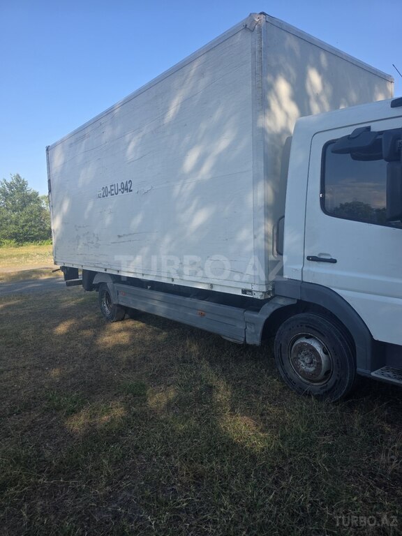 Mercedes Atego 815