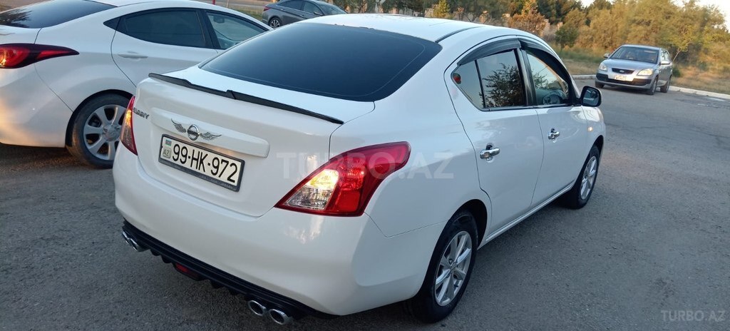 Nissan Sunny