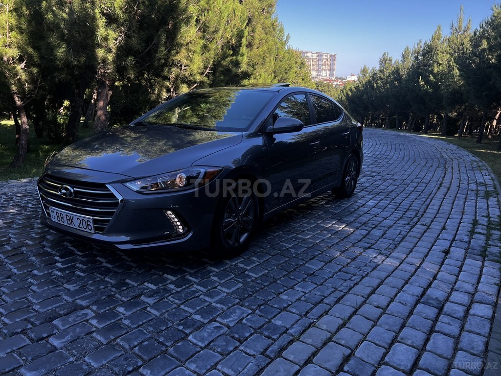 Hyundai Elantra