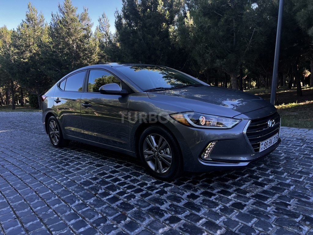 Hyundai Elantra