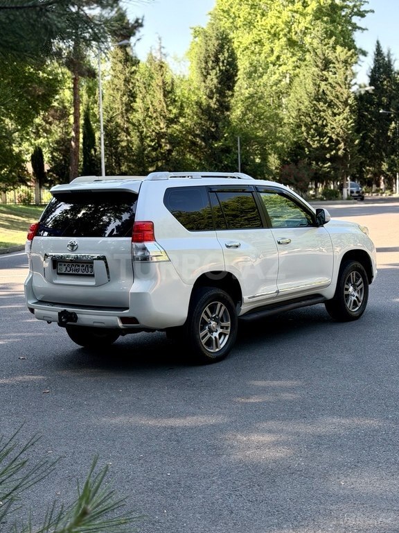 Toyota Land Cruiser Prado